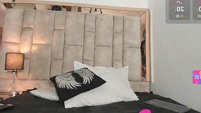 Snapshot of Oliviaa_Evans chatting on 03-18-25, 03:42 Oliviaa Evans online show from 03-18-25, 03:42