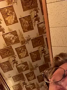 Tonybaloney1972 online show from 10-10-25, 12:04