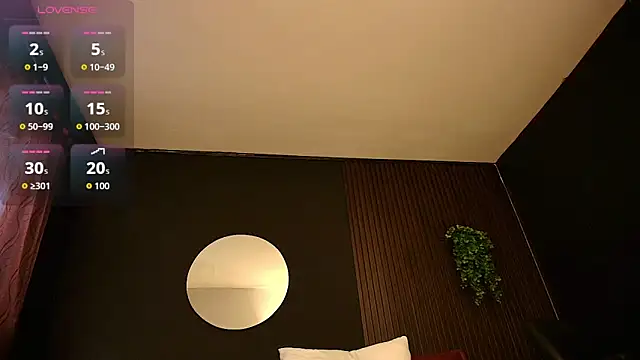 Snapshot of Aaron_Jassell1 chatting on 10-17-25, 02:52 Aaron Jassell1 online show from 10-17-25, 02:52