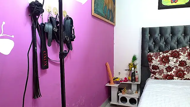 AntonellaAndNoah online show from 03-24-26, 06:29