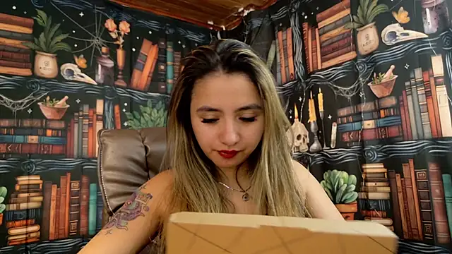 julietta   jackson online show from 01-17-25, 08:11