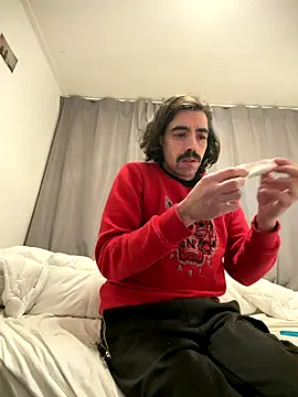 Snapshot of wolfwhite95 chatting on 11-16-25, 11:10 wolfwhite95 online show from 11-16-25, 11:10