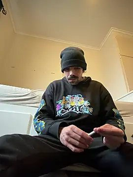 Snapshot of wolfwhite95 chatting on 05-01-26, 12:54 wolfwhite95 online show from 05-01-26, 12:54