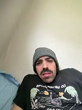wolfwhite95 online show from 06-02-26, 04:42