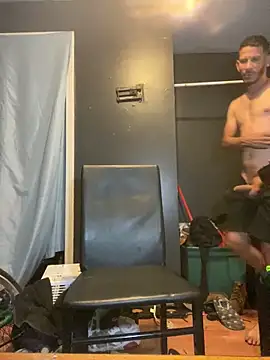 Snapshot of Chico_Bellaco chatting on 09-21-25, 06:48 Chico Bellaco online show from 09-21-25, 06:48