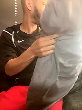 Snapshot of Chico_Bellaco chatting on 10-16-25, 12:39 Chico Bellaco online show from 10-16-25, 12:39