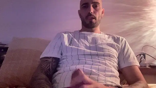 Snapshot of alessandromori91 chatting on 02-20-26, 09:37 alessandromori91 online show from 02-20-26, 09:37