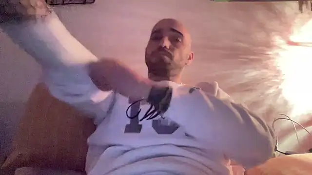 Snapshot of alessandromori91 chatting on 02-22-26, 10:19 alessandromori91 online show from 02-22-26, 10:19