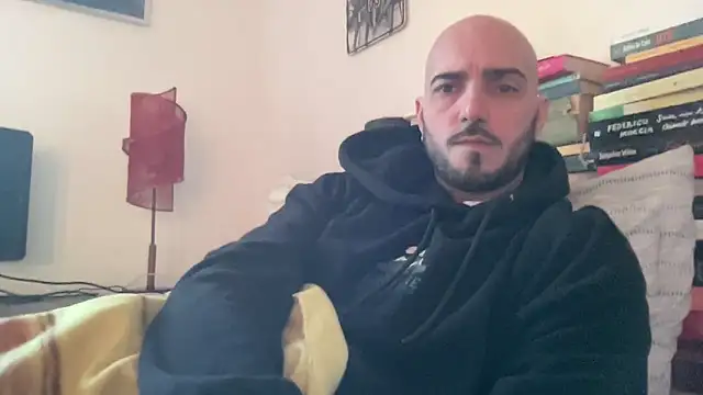 Snapshot of alessandromori91 chatting on 03-08-26, 04:44 alessandromori91 online show from 03-08-26, 04:44