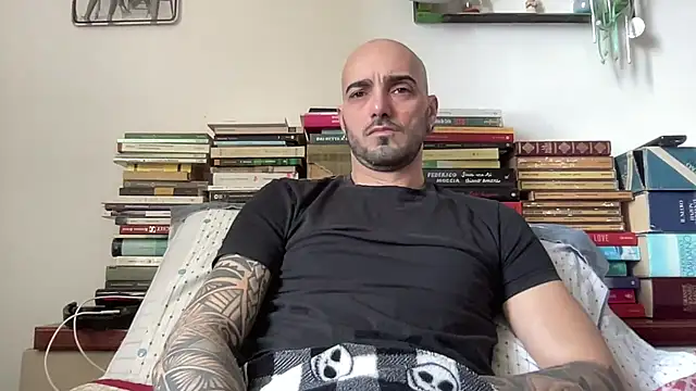 Snapshot of alessandromori91 chatting on 03-18-26, 10:18 alessandromori91 online show from 03-18-26, 10:18