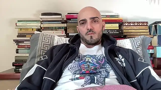 Snapshot of alessandromori91 chatting on 03-19-26, 02:32 alessandromori91 online show from 03-19-26, 02:32