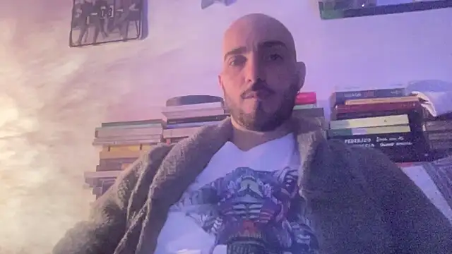 Snapshot of alessandromori91 chatting on 03-21-26, 08:34 alessandromori91 online show from 03-21-26, 08:34