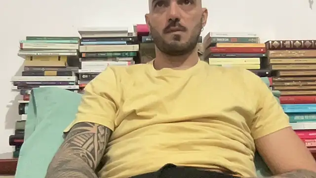 Snapshot of alessandromori91 chatting on 04-03-26, 08:07 alessandromori91 online show from 04-03-26, 08:07