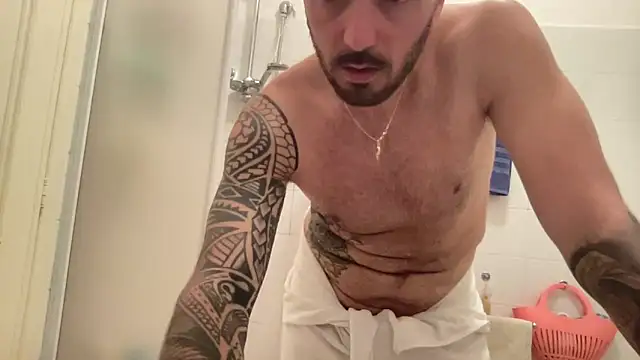 alessandromori91 online show from 05-01-26, 06:34