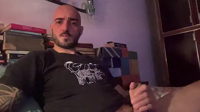alessandromori91 online show from 05-05-26, 09:12