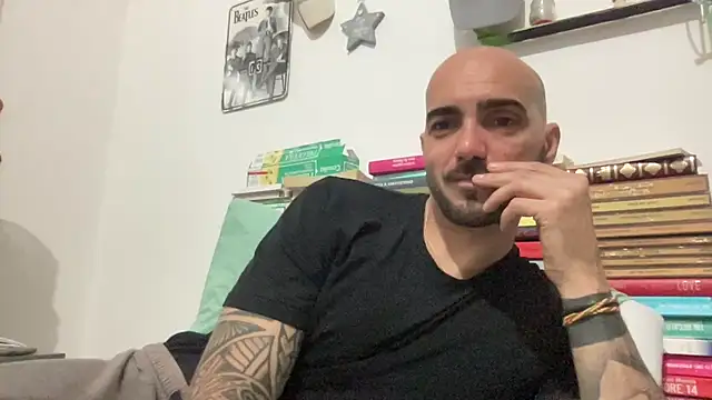 alessandromori91 online show from 05-08-26, 11:21