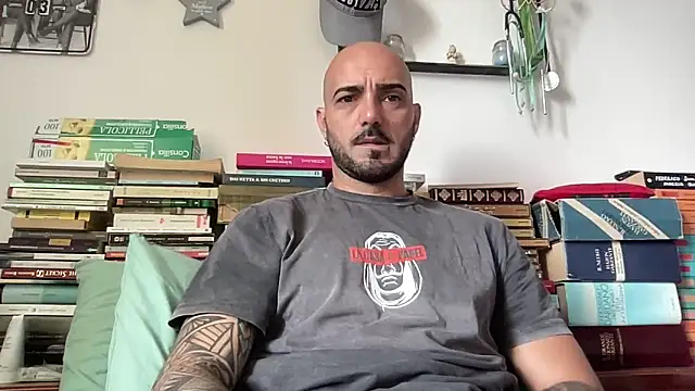 alessandromori91 online show from 05-11-26, 08:20