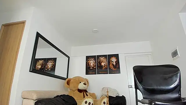 smit hot sr online show from 12-25-24, 04:54