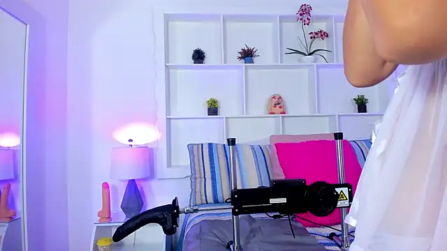 Jenifer Diaz online show from 02-25-25, 01:06