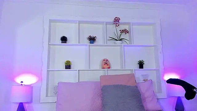 Jenifer Diaz online show from 09-16-25, 01:23