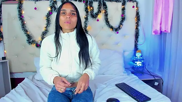 sophie pariss online show from 12-24-24, 04:33