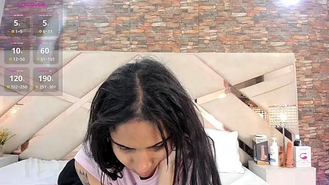 sophie pariss online show from 09-22-25, 02:02