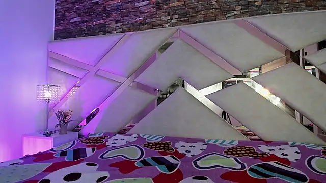 sophie pariss online show from 11-07-25, 09:48