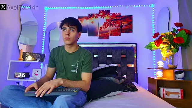 Alex and Fabian online show from 01-26-25, 06:27