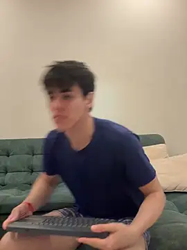 Alex and Fabian online show from 05-04-26, 12:06