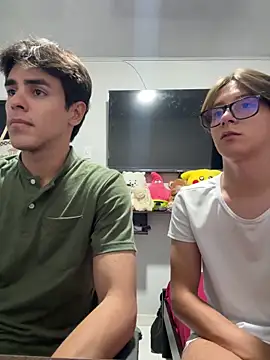 Alex and Fabian online show from 05-16-26, 04:42