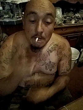 wilsons12 online show from 11-04-25, 03:05