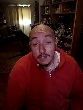 Snapshot of wilsons12 chatting on 04-29-26, 04:33 wilsons12 online show from 04-29-26, 04:33