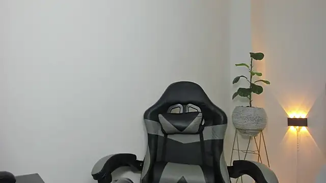 maroly 21 online show from 10-08-25, 07:22