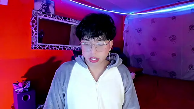 AnggelONfiree online show from 10-07-25, 05:26