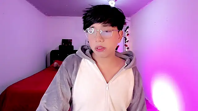 AnggelONfiree online show from 11-20-25, 03:39