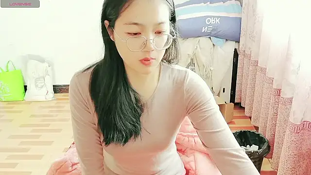 luoxuwen online show from 01-19-25, 05:26