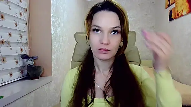 impossibleluna online show from 11-12-25, 04:07