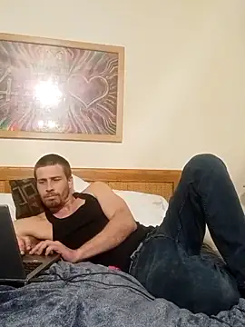 Snapshot of dcrick978 chatting on 10-21-25, 10:43 dcrick978 online show from 10-21-25, 10:43