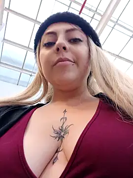madelaine- online show from 01-24-25, 10:41