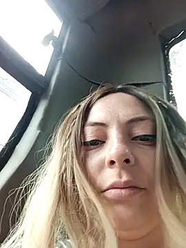 madelaine- online show from 01-09-26, 07:15