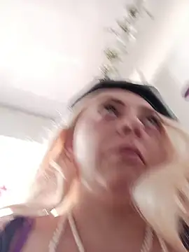 madelaine- online show from 02-07-26, 06:00