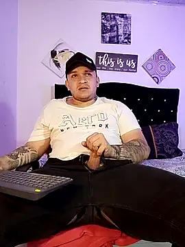 tony landri online show from 10-10-25, 02:43