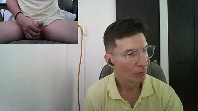 fieryloves online show from 12-19-24, 04:46