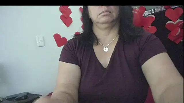 Snapshot of Evaaross_2345 chatting on 02-16-25, 04:21 Evaaross 2345 online show from 02-16-25, 04:21