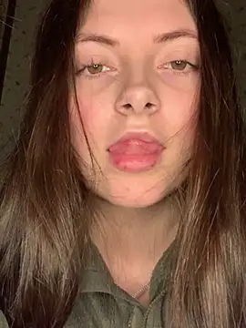 Snapshot of fairy365 chatting on 02-17-26, 06:47 fairy365 online show from 02-17-26, 06:47