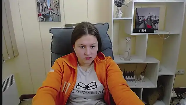  sofi smile online show from 02-24-25, 03:44