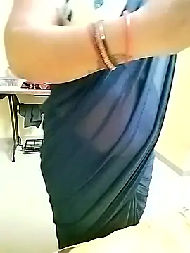 PayalSharmahot143 online show from 09-13-25, 02:17