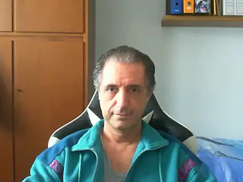 lliuk70mi online show from 03-10-25, 12:59