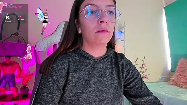 milly kenner online show from 11-28-25, 02:42