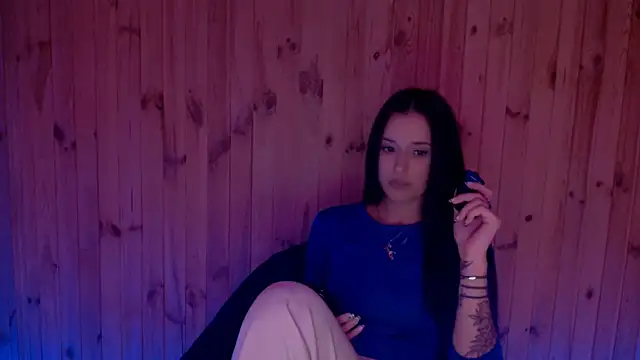 Snapshot of AlisaLink chatting on 10-07-25, 04:15 AlisaLink online show from 10-07-25, 04:15